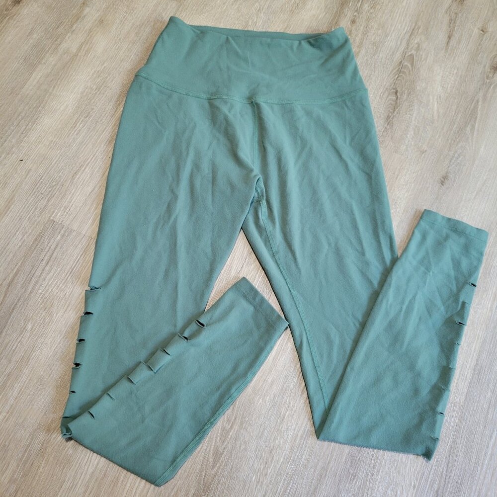Beyond Yoga High Waist Leggings Green Size Large Women's Slits Cut-Outs On Sides